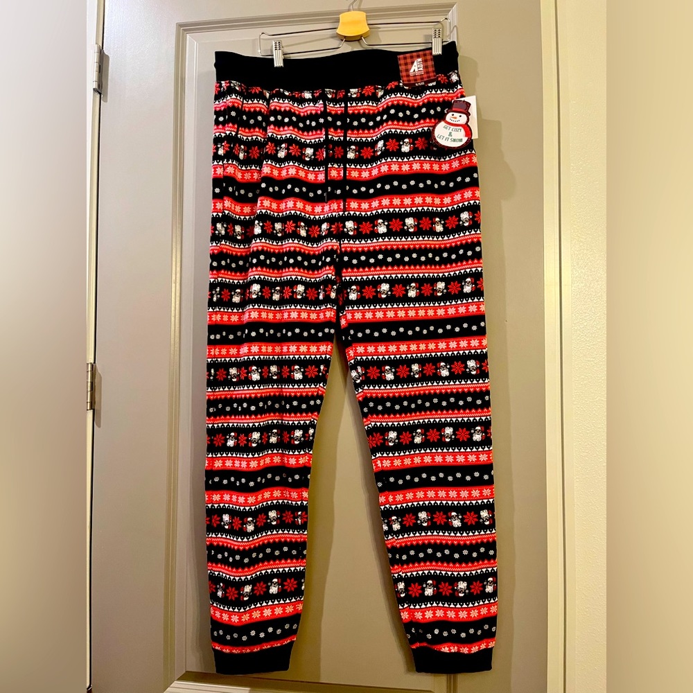 COPY - NWT Christmas fleece pants